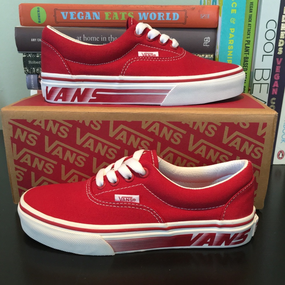 Vans Racers edge (red & white) size 2usa 1.5 uk